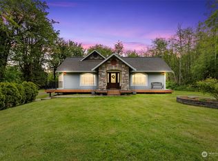 5786 E Collins Rd, Pt Orchard, WA 98366