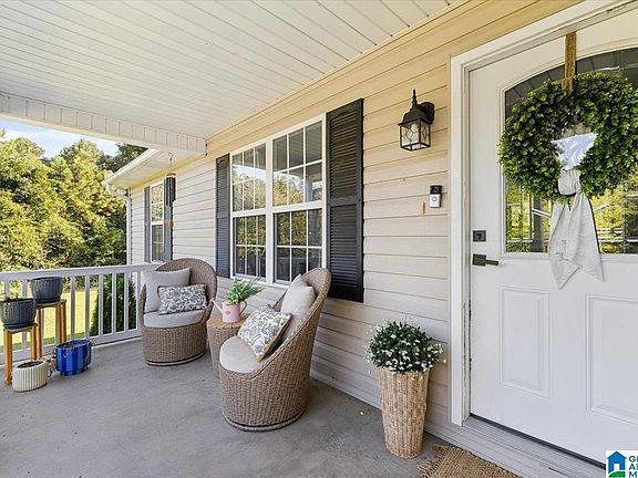 3rd image of 105 Freedom Ln