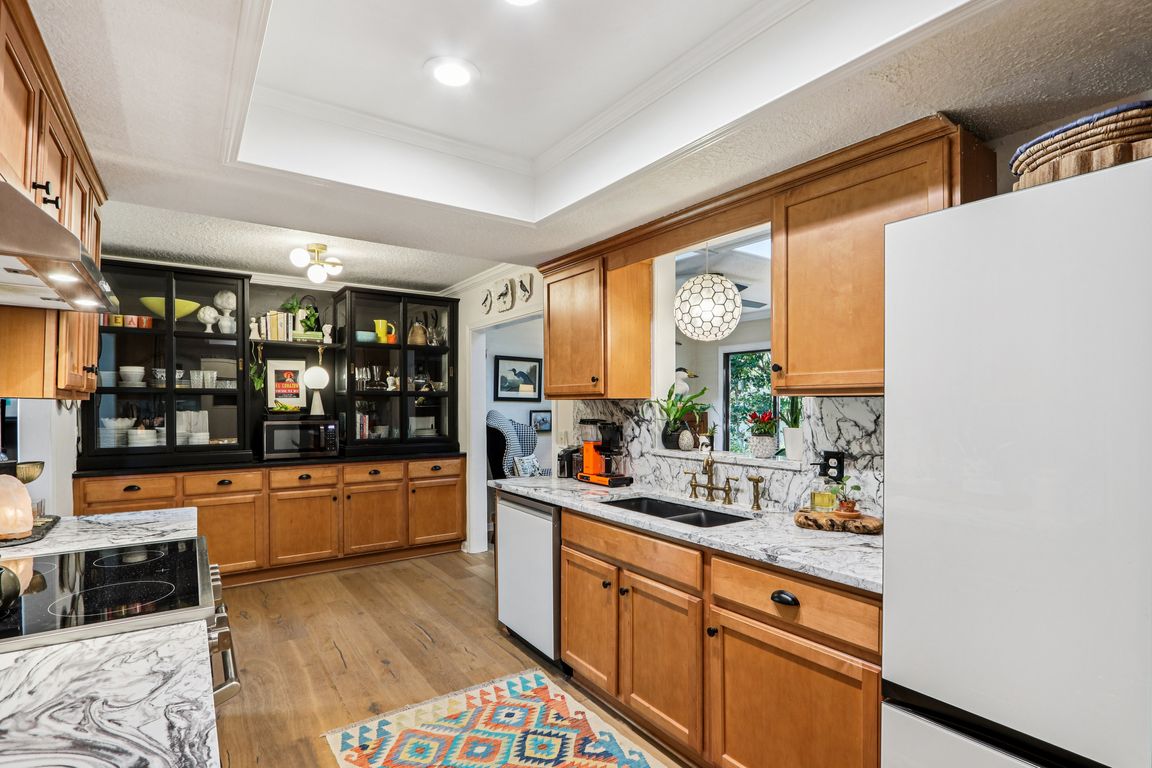 next background image