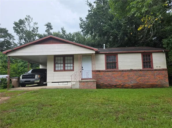 2400 N Dog River Dr, Mobile, AL 36605