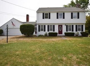 6 Scenic Dr, Wilbraham, MA 01095