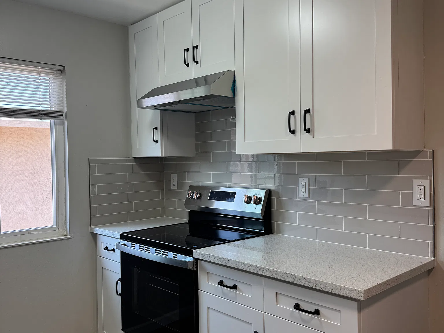 2 bed, 700 sqft, $2,850 — Photo 4