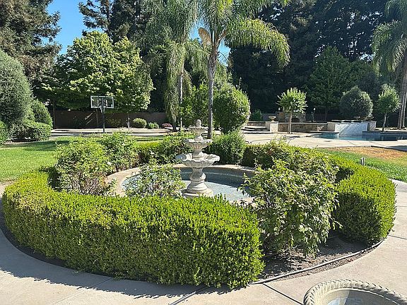 3rd image of 10229 Buckmeadows Dr