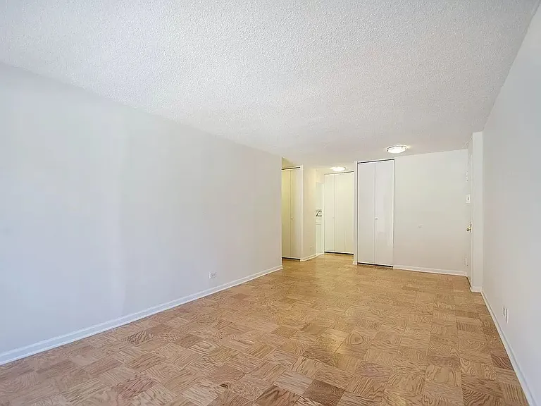 7235 112th St #2B — Photo 13