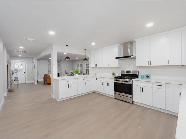 5701 Maywood Dr, Foresthill, CA 95631