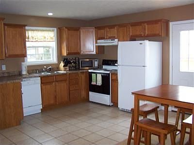 2nd image of 240 W Stephens St