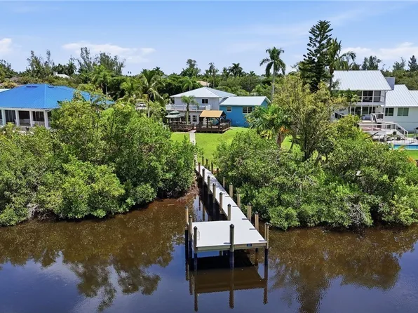 15636 Light Blue Cir, Fort Myers, FL 33908