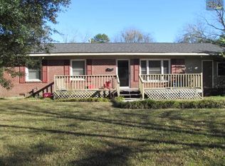 308 Mimosa Dr, Cheraw, SC 29520
