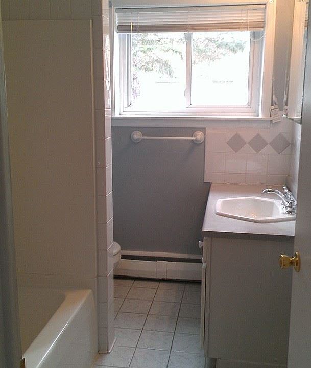 2nd image of 44 Catskill Ave APT 19