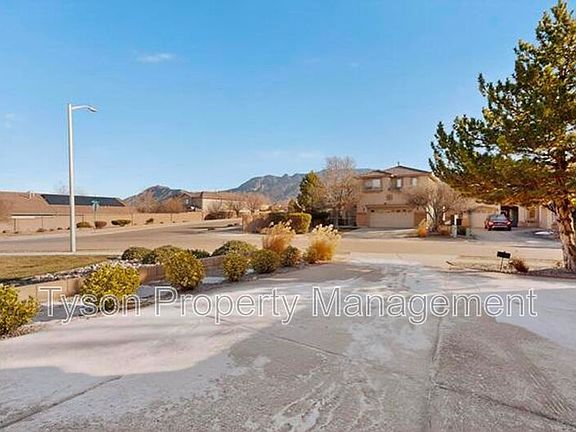 3rd image of 8523 Waterford Pl NE