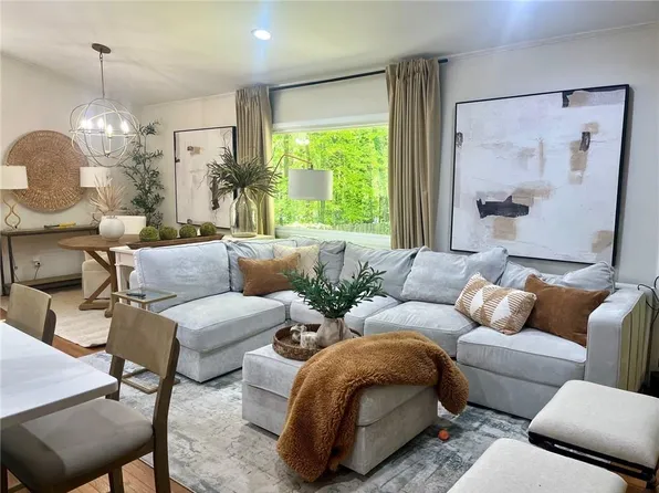 1941 Fairway Cir, Atlanta, GA 30319