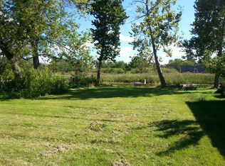 818 Sheridan Dr, Wauconda, IL 60084