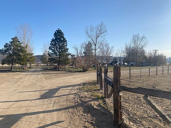 2nd image of 464-900 Gypsy Ln
