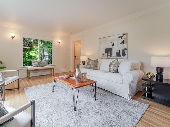 4th image of 1595 Dwight Way