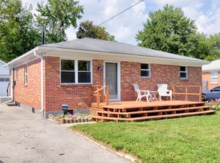 1119 Lone Oak Ave, Louisville, KY 40219