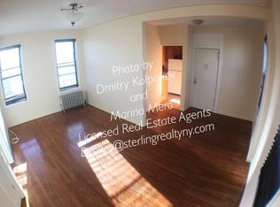 3512 32nd St #3R, Astoria, NY 11106