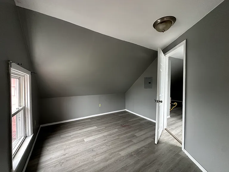 41 Carolina Ave #3 — Photo 6