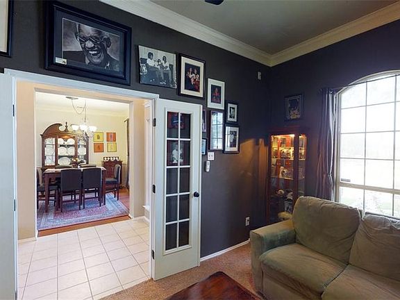 2nd image of 102 Settlers Glen Trl