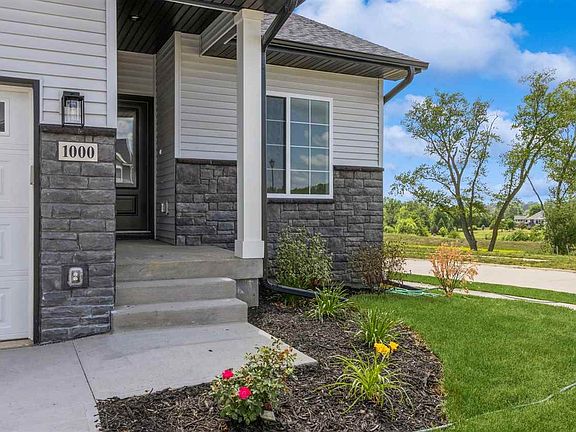 3rd image of 1000 Switchgrass Ln