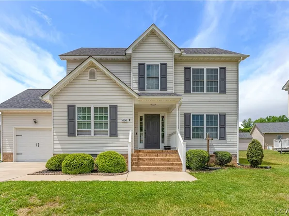 606 Yellowstone Dr, Hopewell, VA 23860