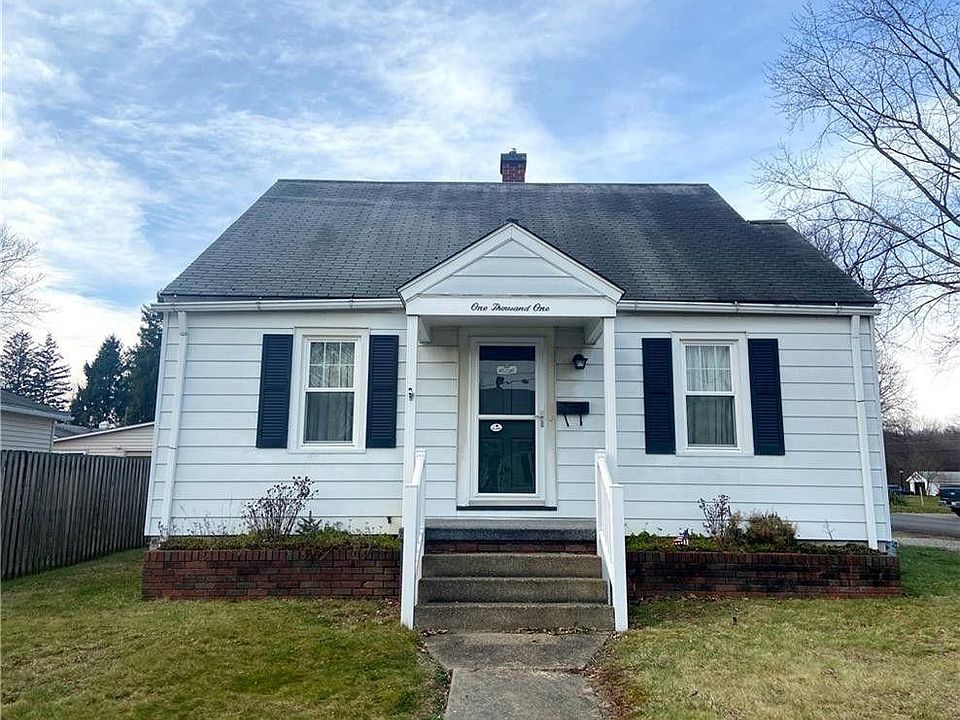 Front w privacy fence