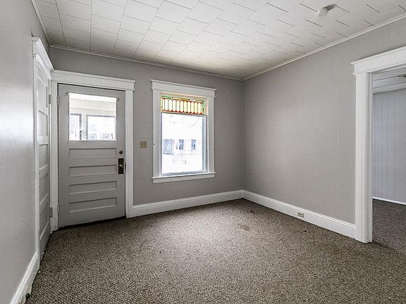 3rd image of 108 Hier Ave APT 1