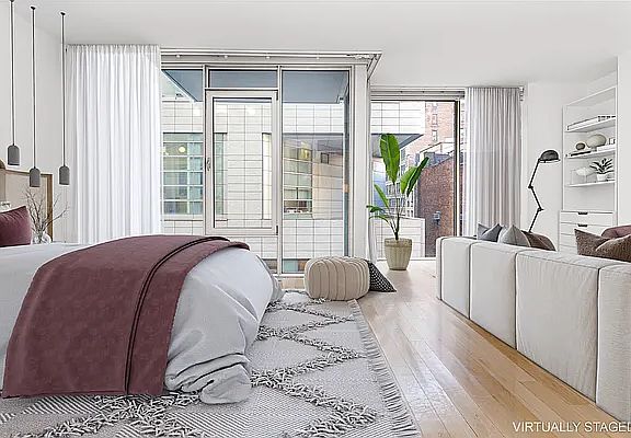 3rd image of 50 Franklin St APT 7B