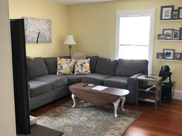 547 Wilder St, Lowell, MA 01851