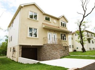 20 Ackerman St #A, Staten Island, NY 10308