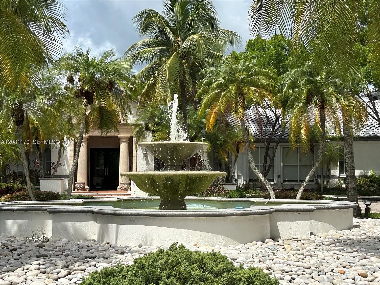 Enclave At Doral Condo No — Photo 1