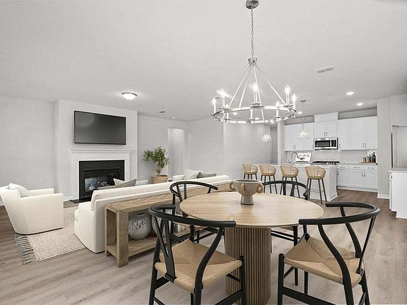 5th image of 3015 Macaron Ct