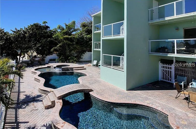 2 bed, 2.0 bath, 1150 sqft, $3,250 — Photo 4