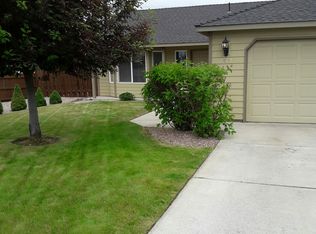 1607 NE 7th St, Redmond, OR 97756