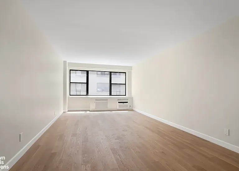 340 E 74th St #6K — Photo 3