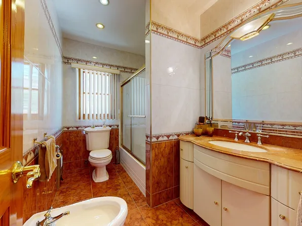 1934 Haring Street image 11 of 28