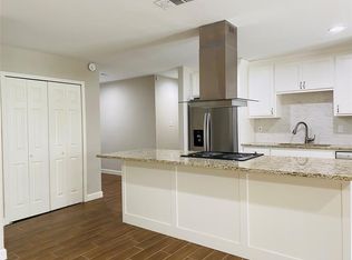 1605 Clark Trl, Grand Prairie, TX 75052