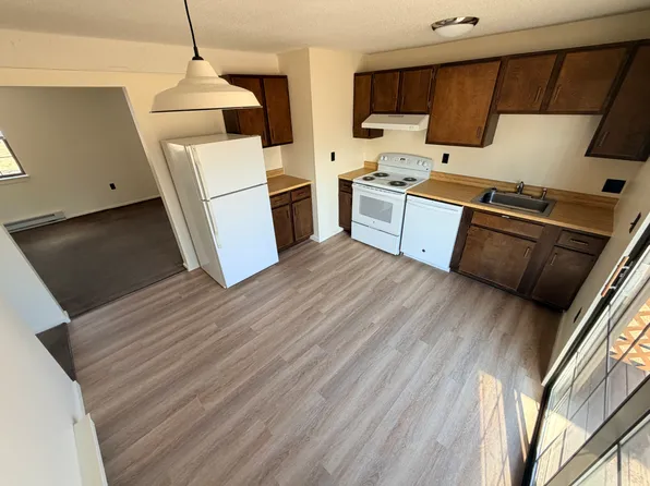 4 Penwood Dr, Concord, NH