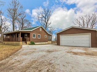 901 Park Ave, Winthrop Harbor, IL 60096