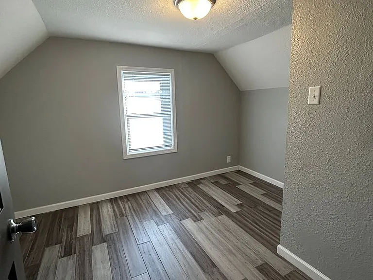 1102 S Jersey Ave — Photo 8
