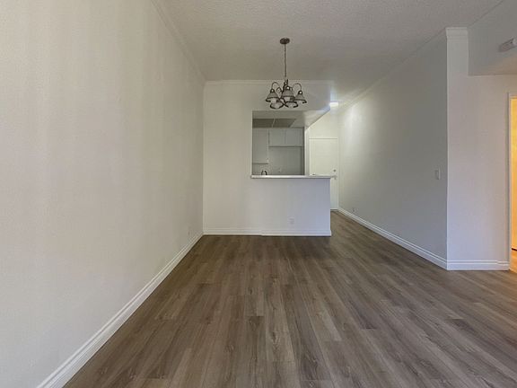 3rd image of 14415 Vose St APT 211