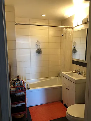 Rented by Mdays Realty | media 4