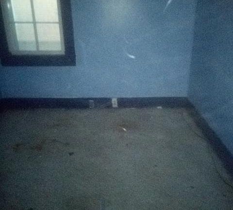 4th image of 645 W Bellevue St