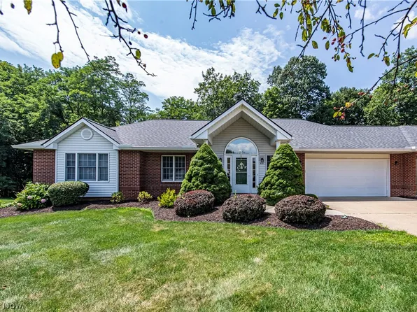952 Rosemarie Cir, Wadsworth, OH 44281