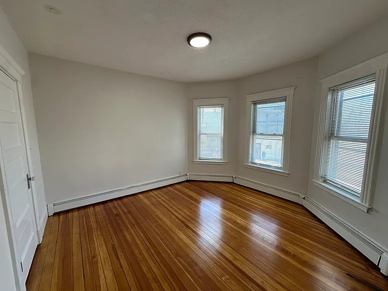 765 Broadway #4 — Photo 5