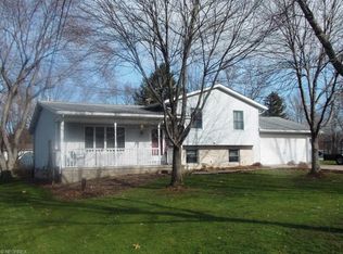 5835 Sunland St, Louisville, OH 44641