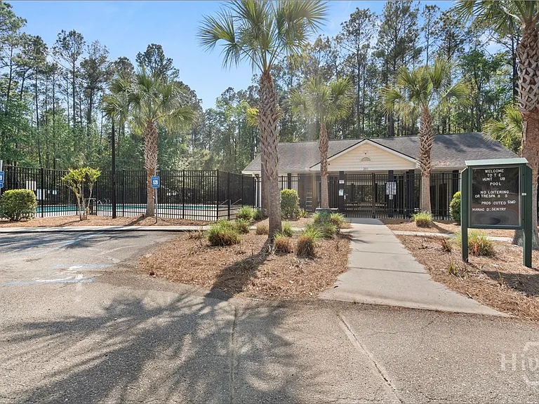 149 Benelli Dr — Photo 31