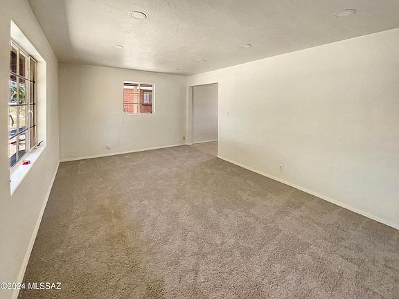 3rd image of 2751 N Baxter Ave