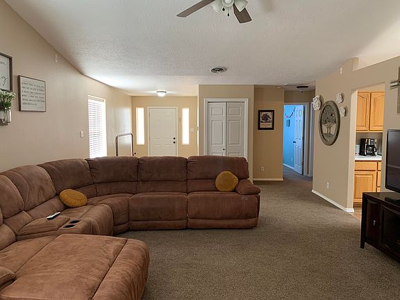 5th image of 3 Placita Dr