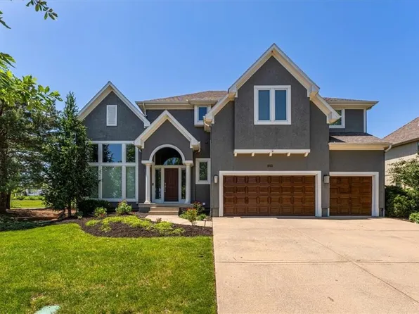13290 High Dr, Leawood, KS 66209