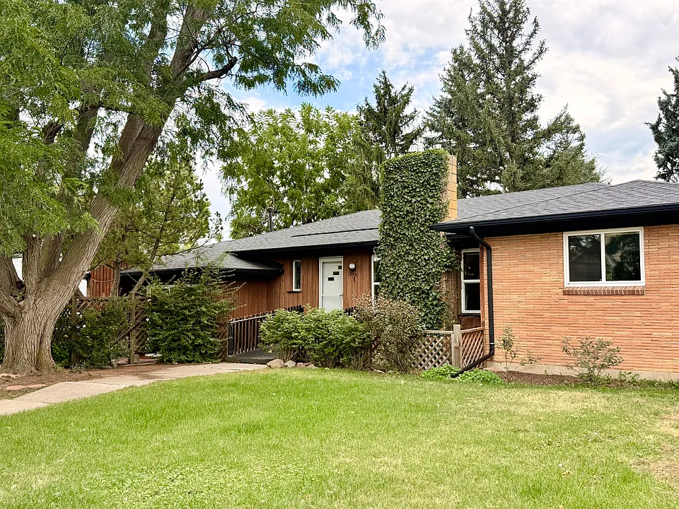 1250 Cedar Ave #1